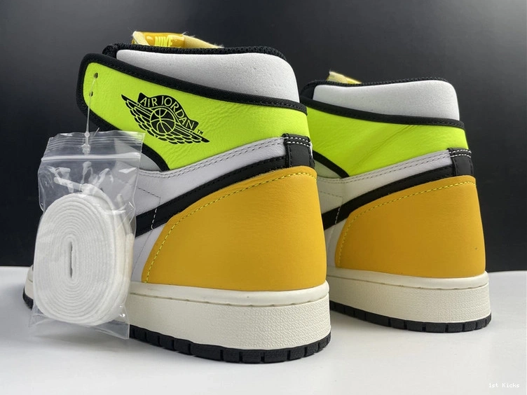 Gold”  1  “University  Air Jordan High OG 555088-118 0511